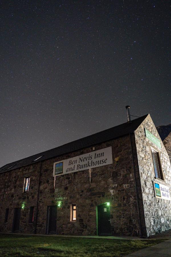 Ben Nevis Inn Rooms Fort William Buitenkant foto